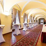 Nové Adalbertinum Hotel 3*