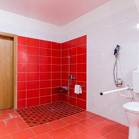 Nove Adalbertinum Hotell