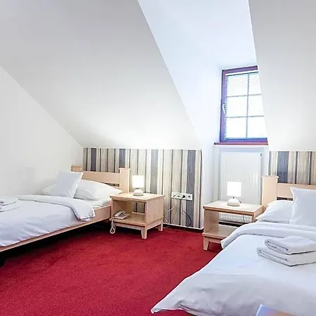 Hotel Nove Adalbertinum Hradec Králové